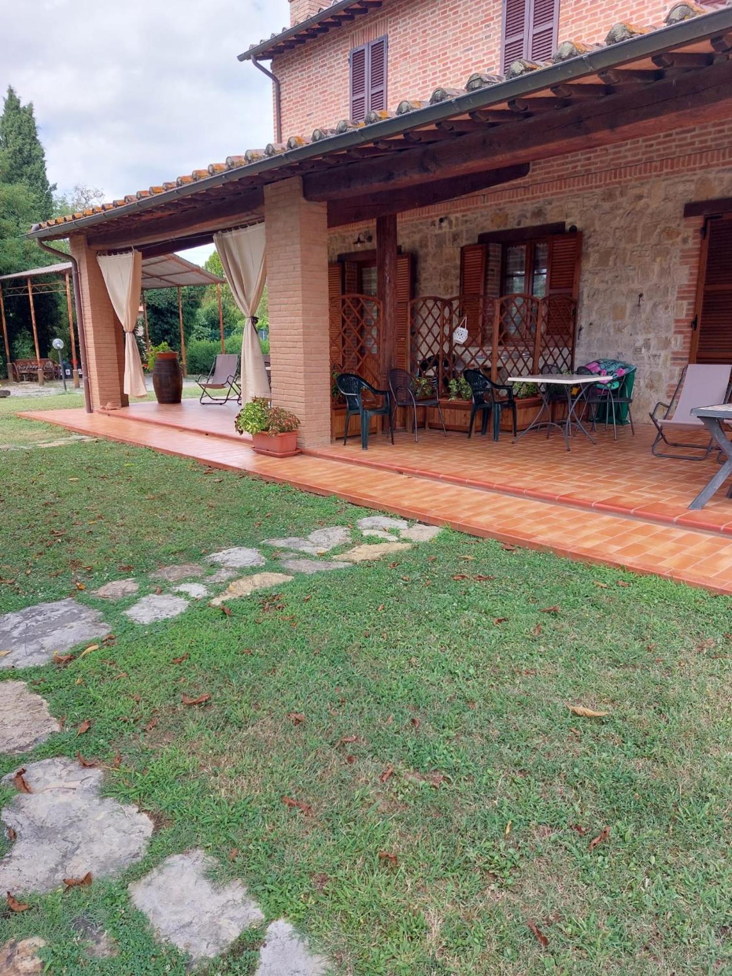Agriturismo Podere Valdilucciole Città della Pieve Exterior foto